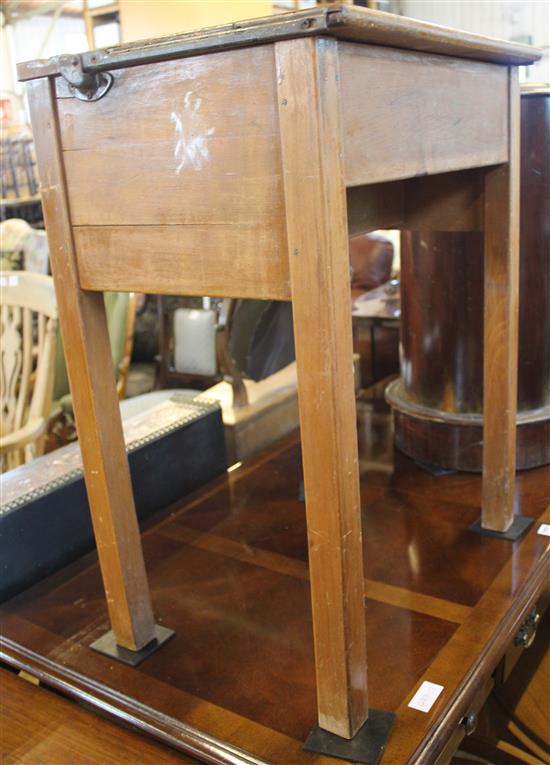 Childs desk